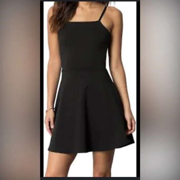 BlueNotes Simple Black Dress - Picture 1 of 3